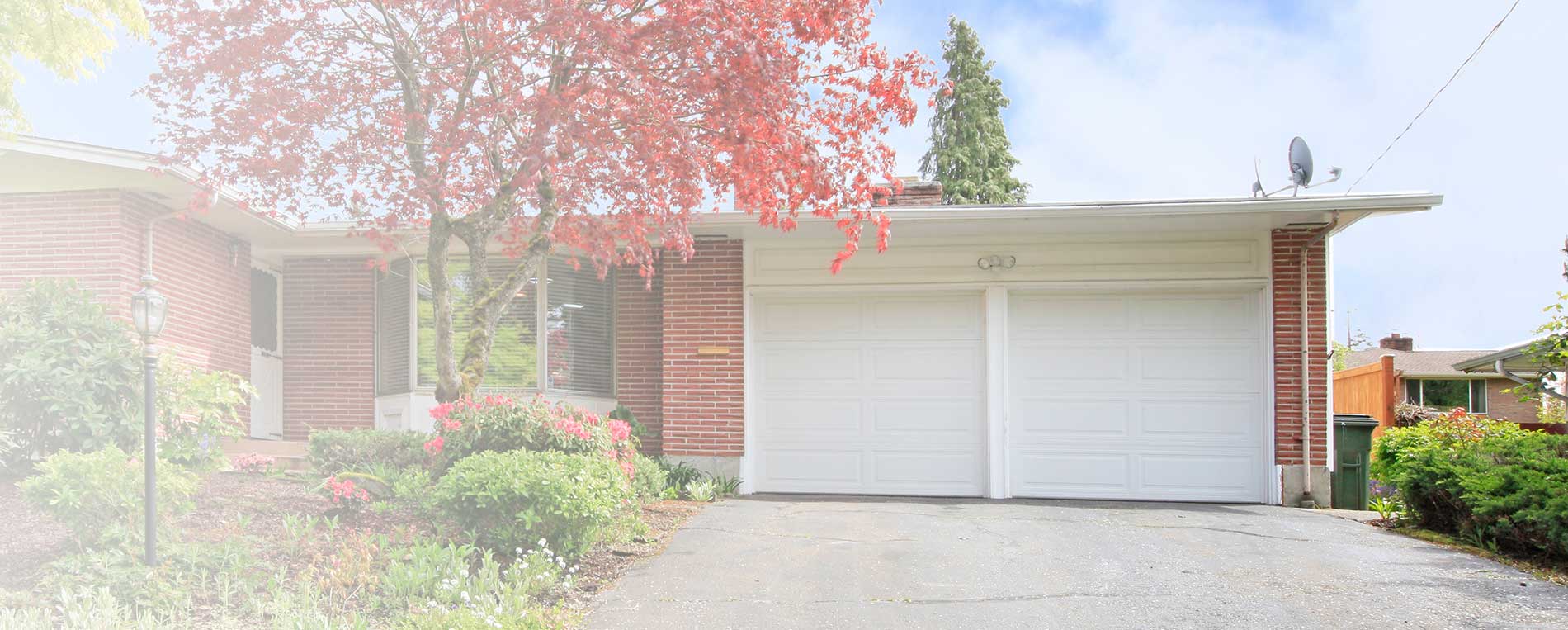 New Garage Door Installation In Flatlands